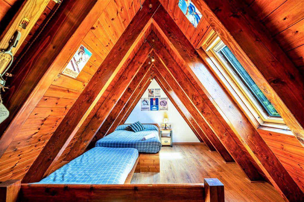 Apartamentos Aran Montcorbau Kültér fotó