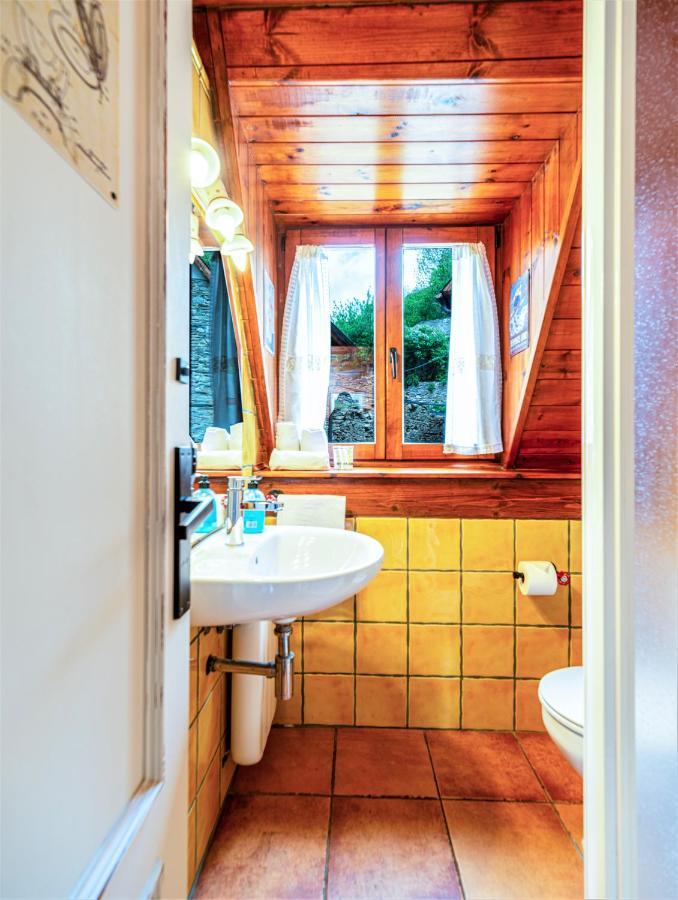 Apartamentos Aran Montcorbau Kültér fotó