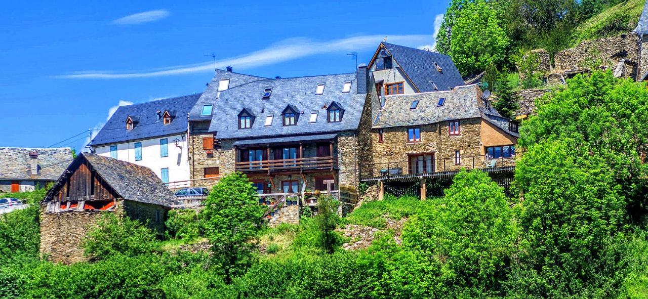 Apartamentos Aran Montcorbau Kültér fotó