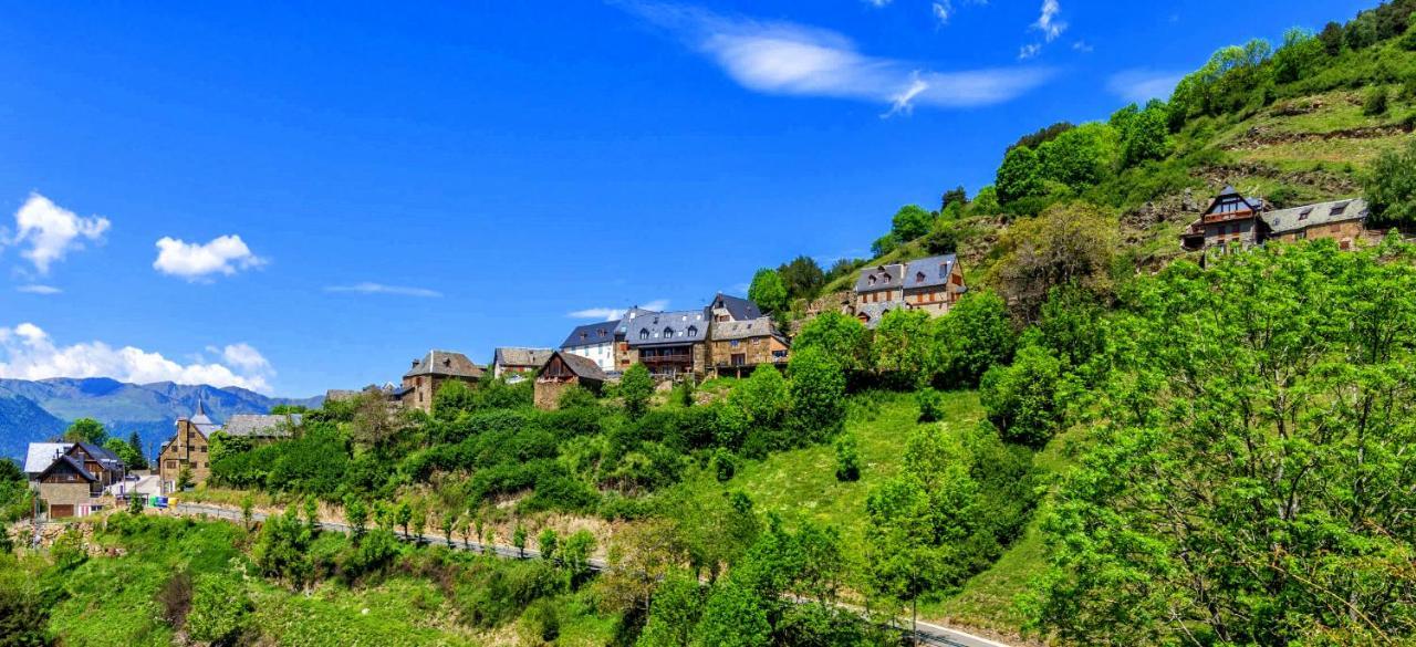 Apartamentos Aran Montcorbau Kültér fotó