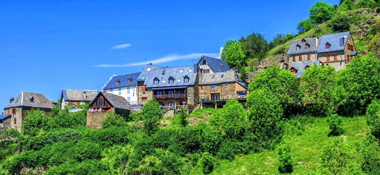 Apartamentos Aran Montcorbau Kültér fotó