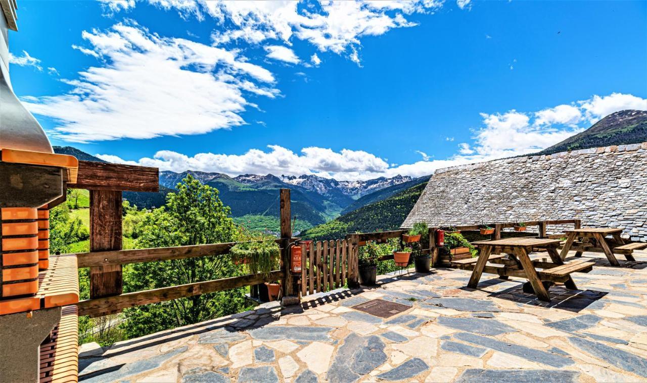 Apartamentos Aran Montcorbau Kültér fotó