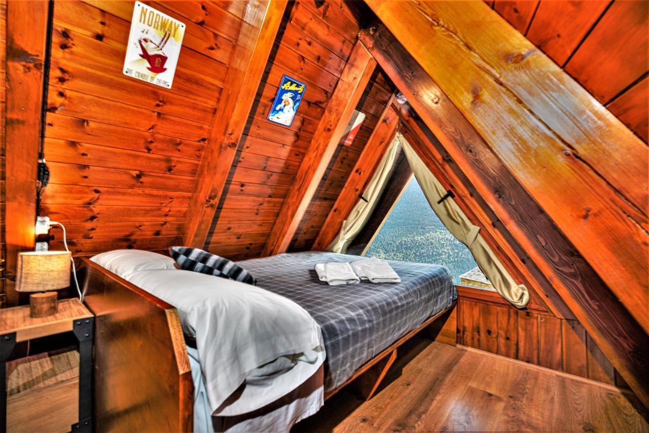 Apartamentos Aran Montcorbau Kültér fotó
