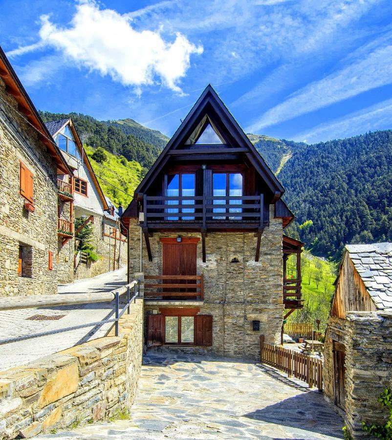 Apartamentos Aran Montcorbau Kültér fotó